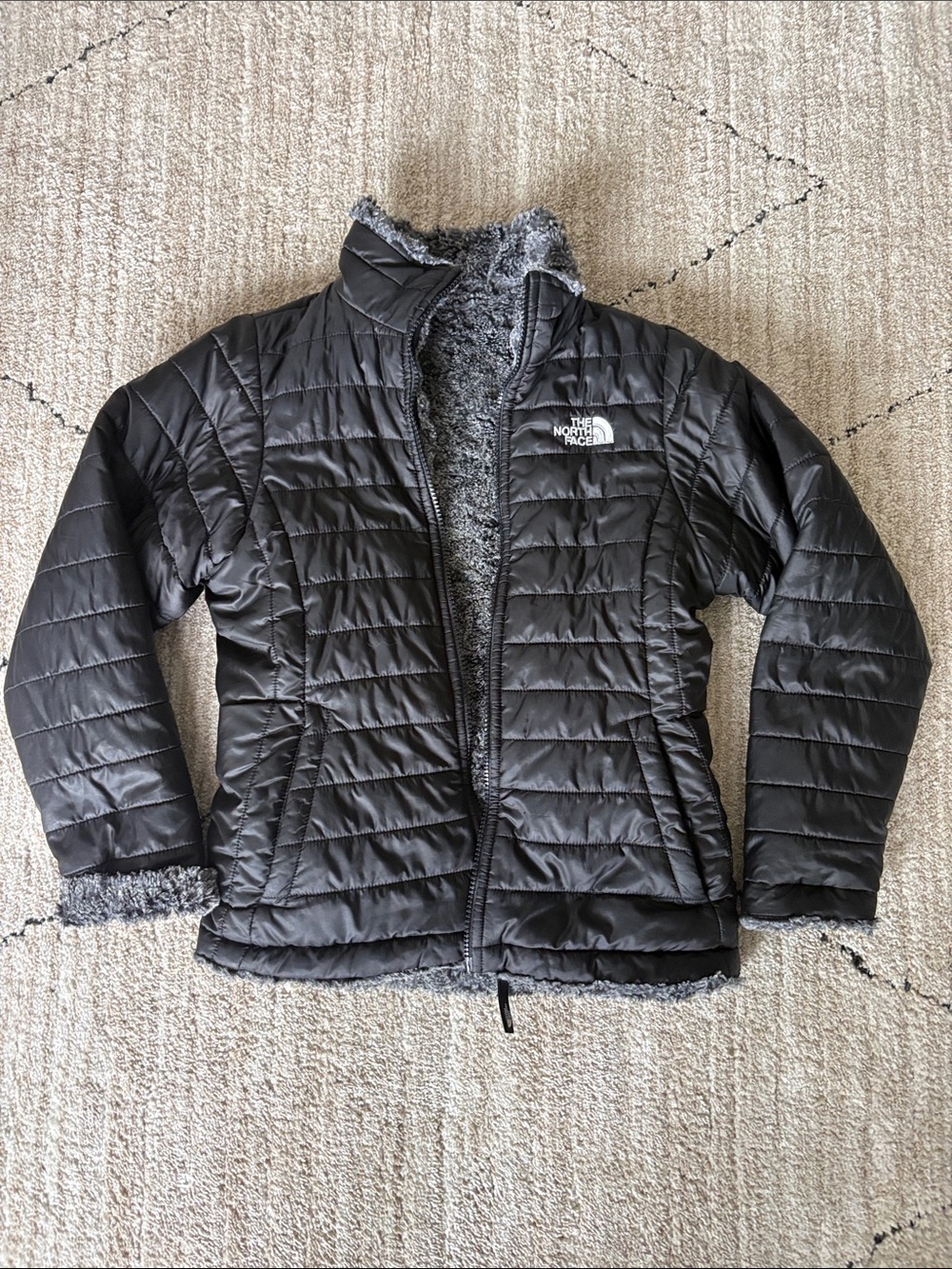 The North Face Girls Black Quilted Reversible Jacket sz Medium